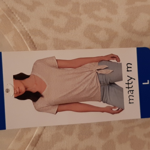 Super Soft Cheetah and cream Shirt Size Large NWT - Picture 3 of 4